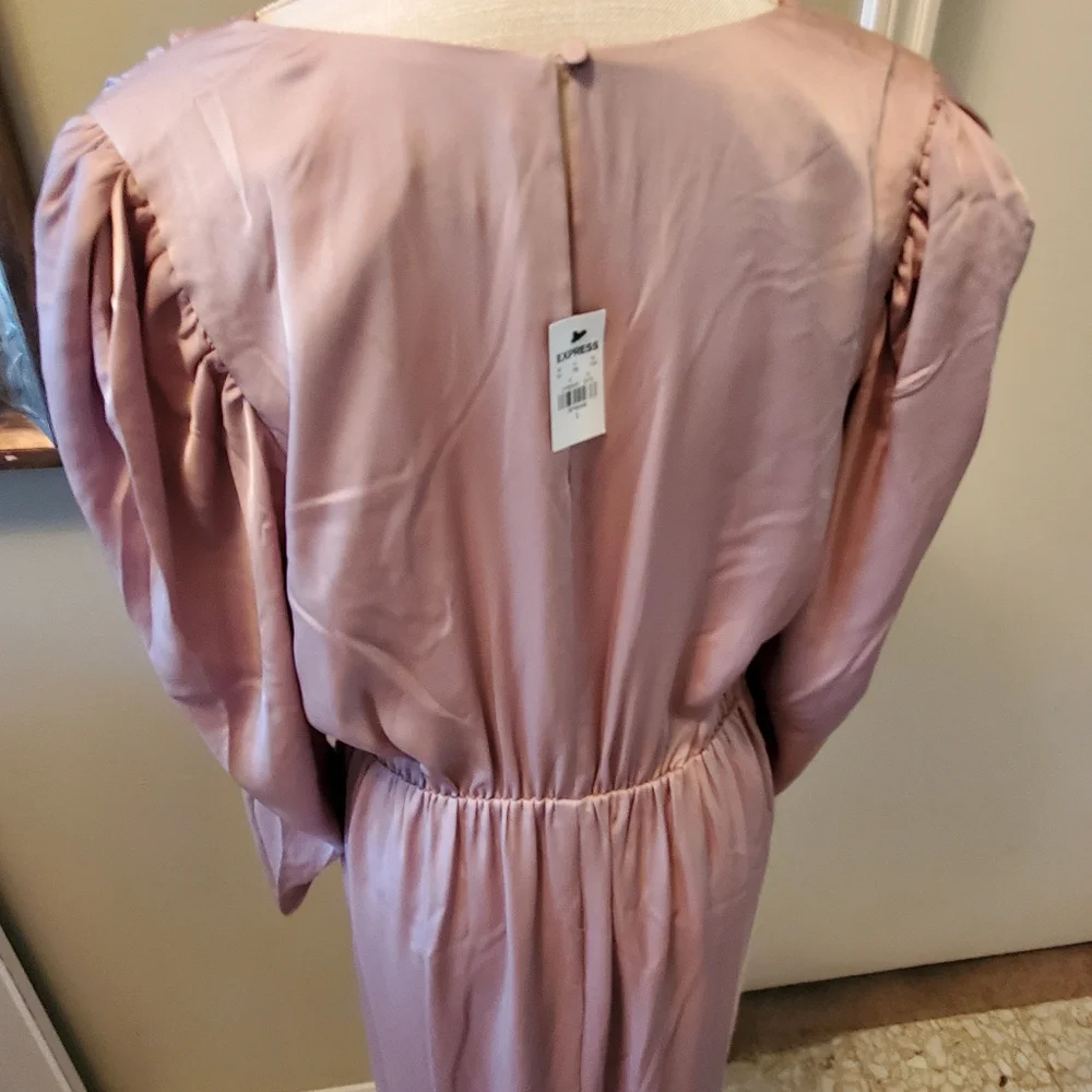 Dress - Picture 4 of 8